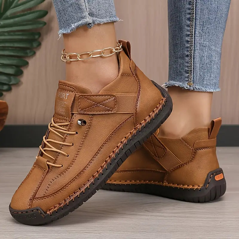 Marta™ – Comfortable Orthopaedic Sneakers