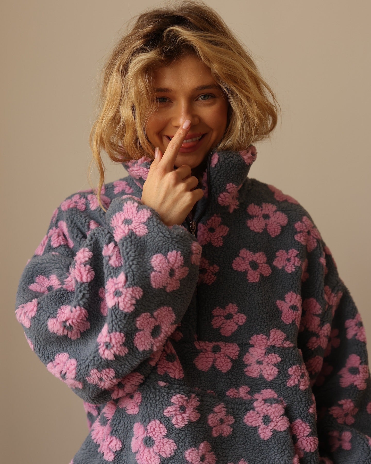 Isla™ - Floral Fleece Pullover