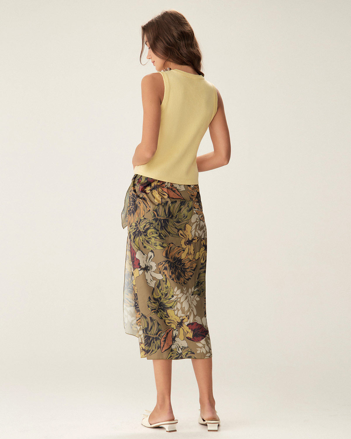 Yellow Round Neck Button Knit Vest